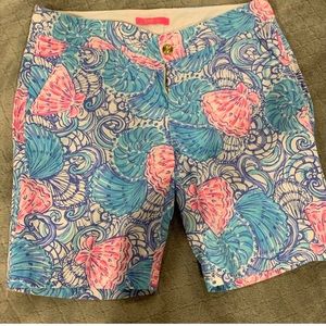 Lilly Pulitzer Bermuda shorts - size 12